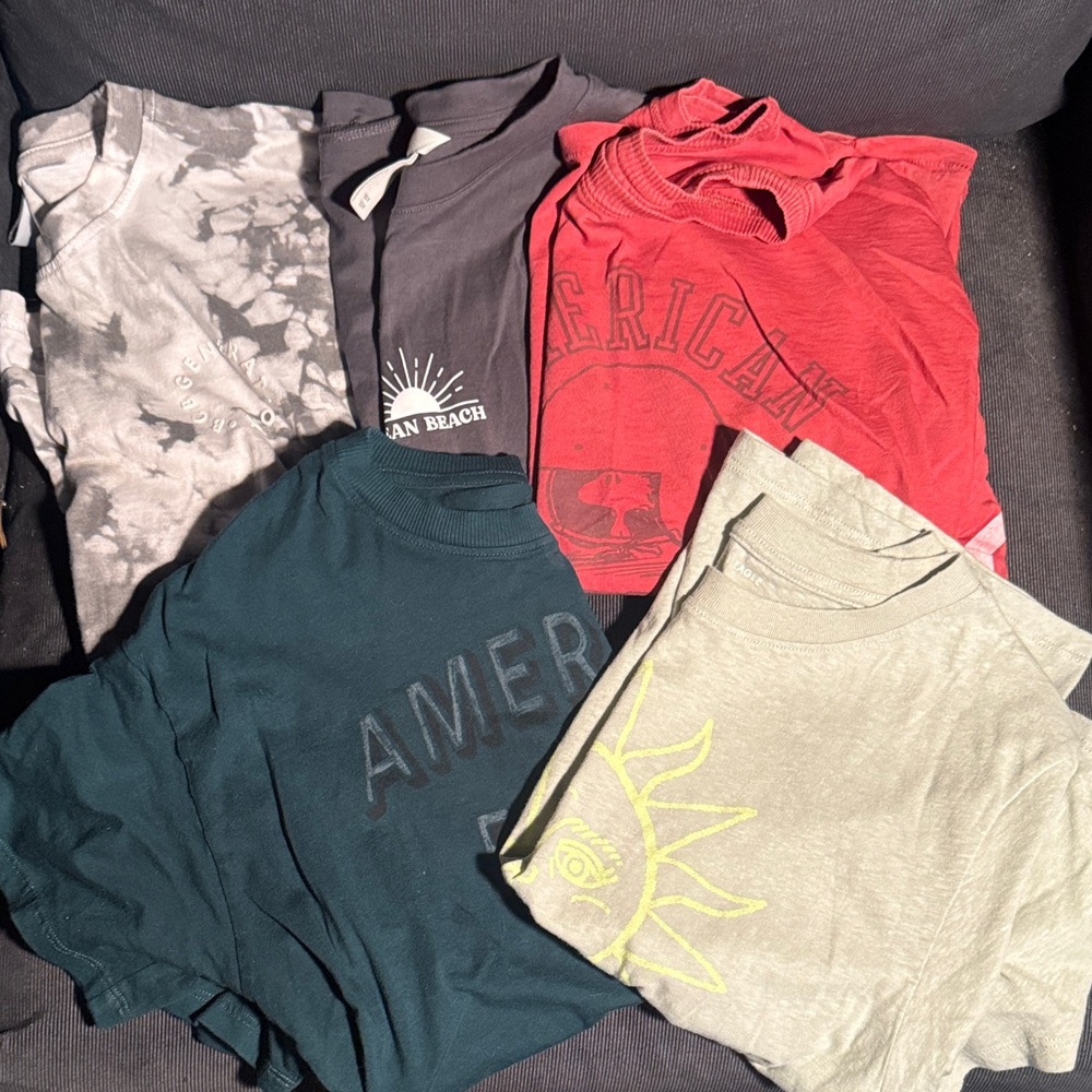 American Eagle, BCBG, H&M t shirts